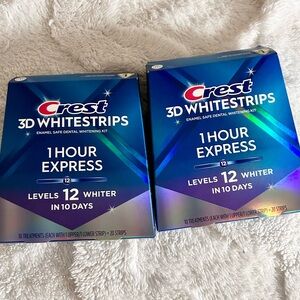 2 - Crest 3D Whitestrips- 1 hour express 12 levels whiter